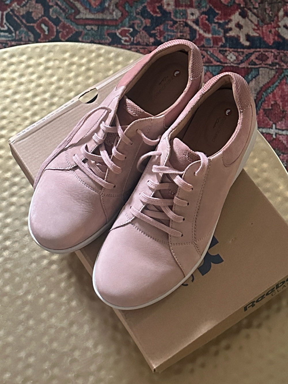 Unstructured by Clark’s Women's Light Pink Sneakers